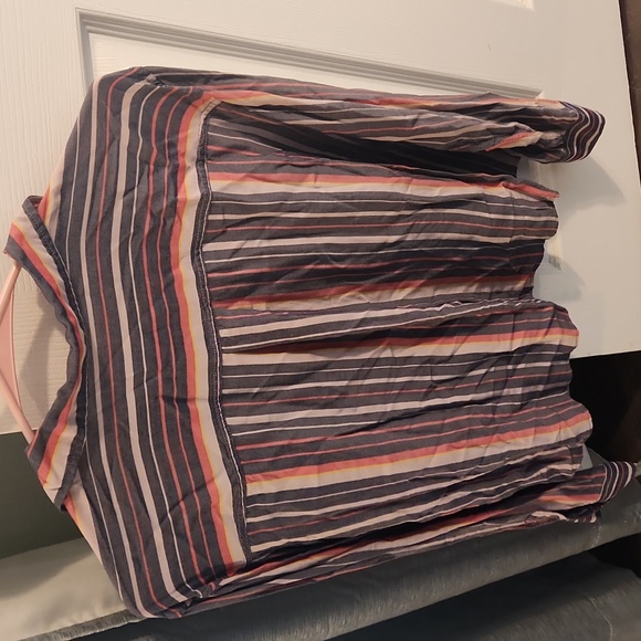 Button down shirt - Picture 3 of 3